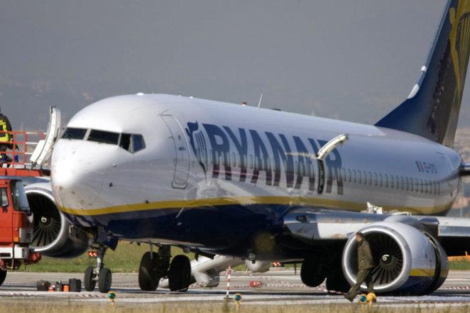Крупнейший лоукостер Ryanair будет летать в Россию